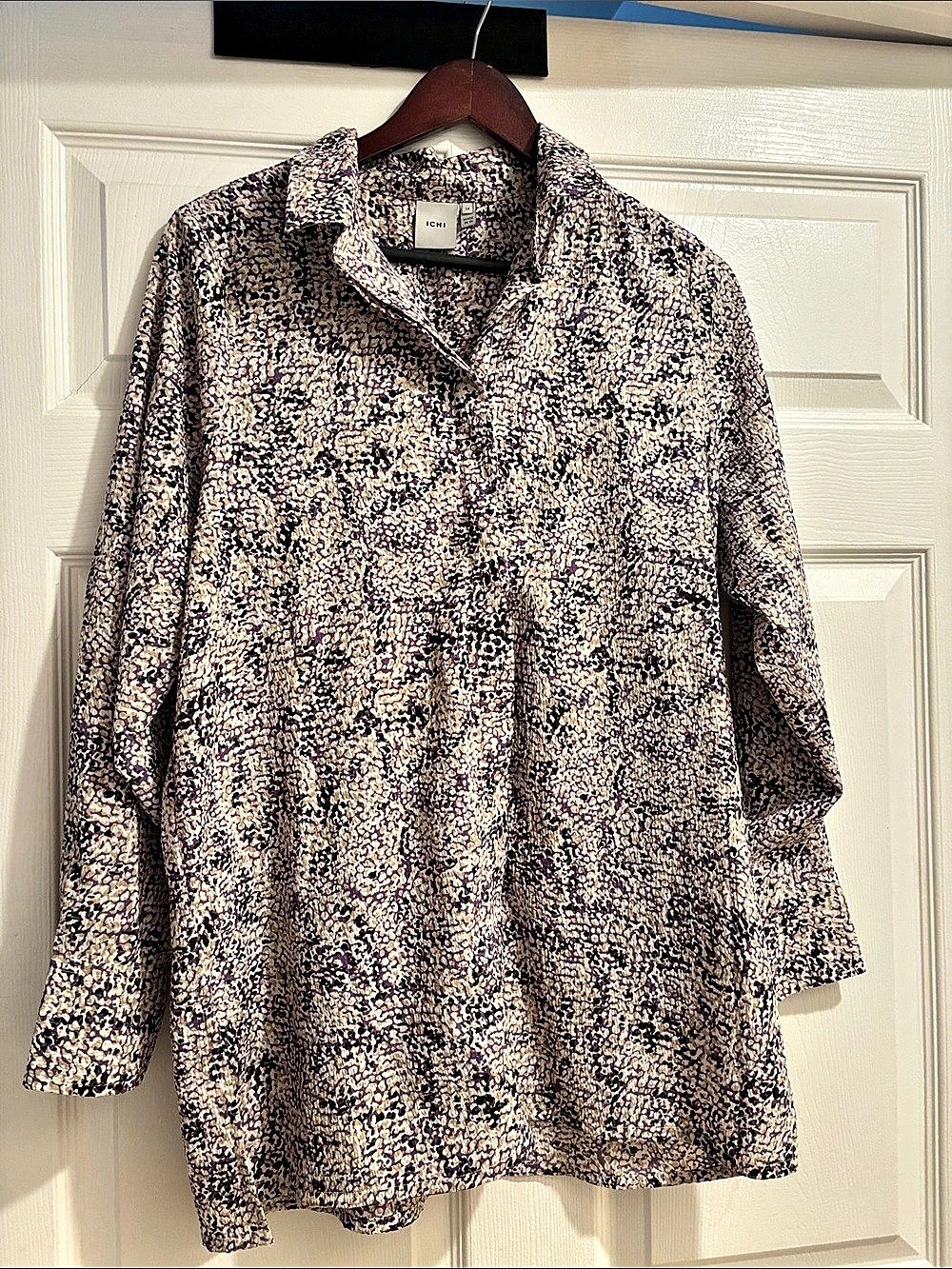 ICHI Animal Print Blouse in Purple & Cream Size Medium